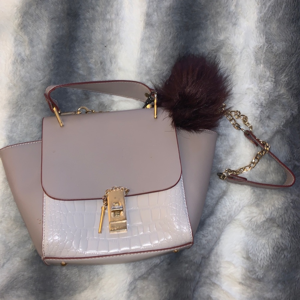 Modern purse